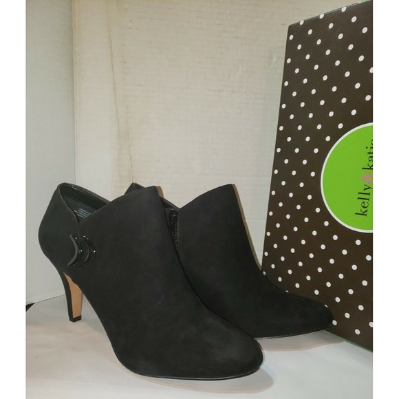 Kelly & Katie Carolyn Black 9M Faux‎ Suede Almond Toe Side Zip Ankle Booties - Picture 1 of 11